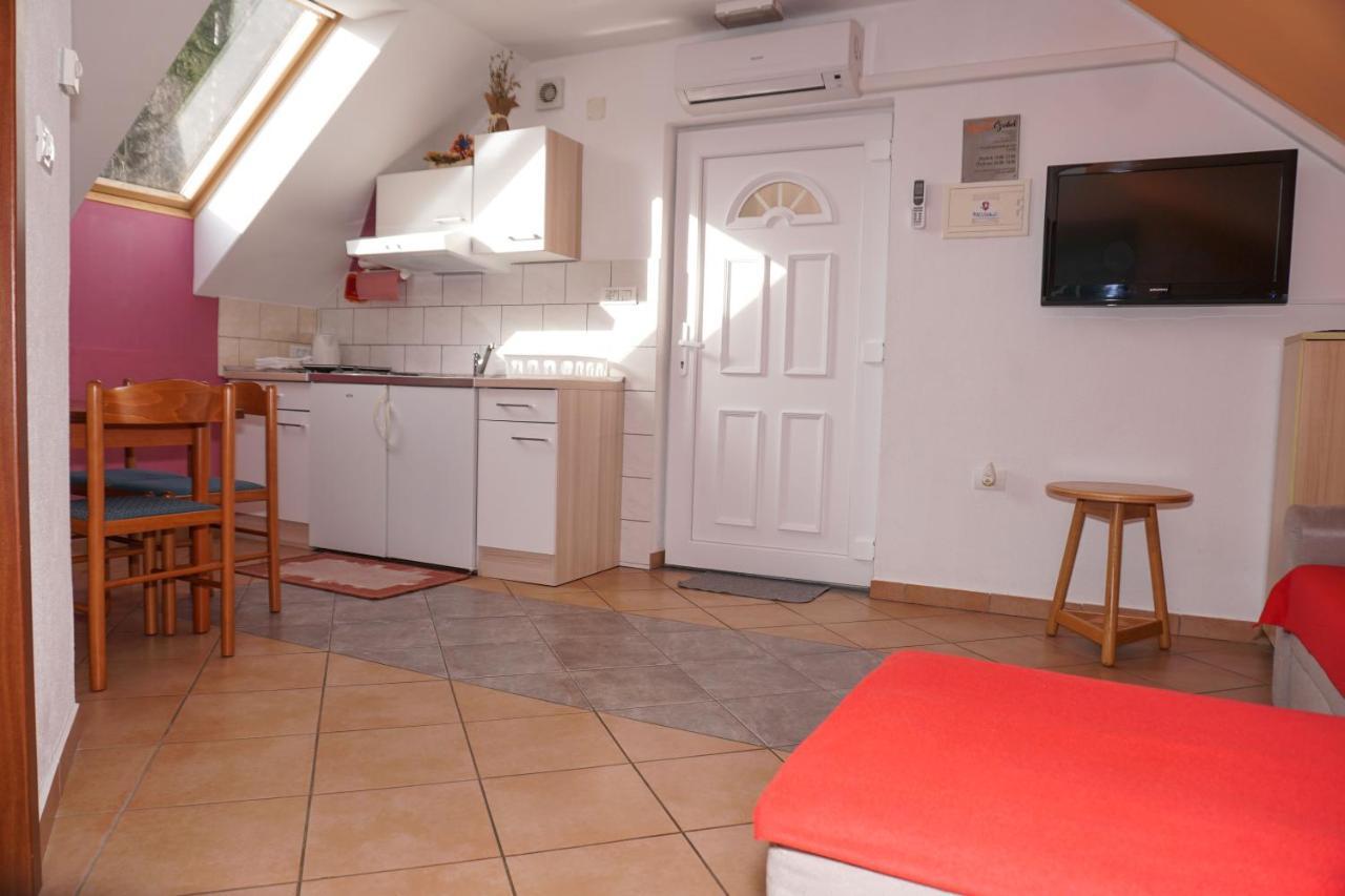 Apartment Ozebek Cerkno Ngoại thất bức ảnh
