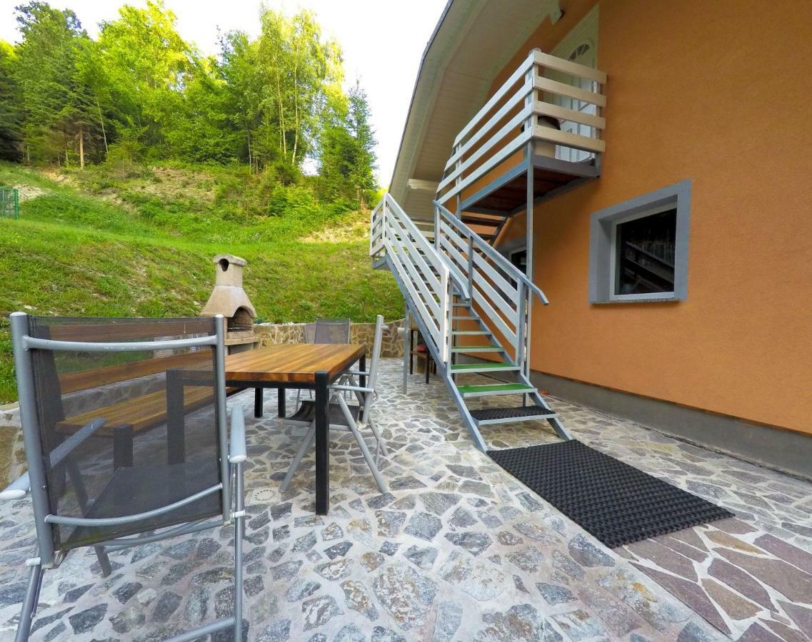 Apartment Ozebek Cerkno Ngoại thất bức ảnh